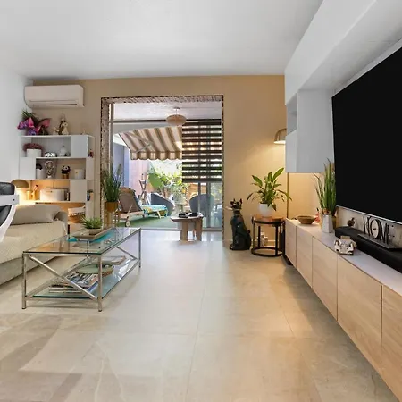 Domaine De La Corniche * Saint-Raphael (Var)